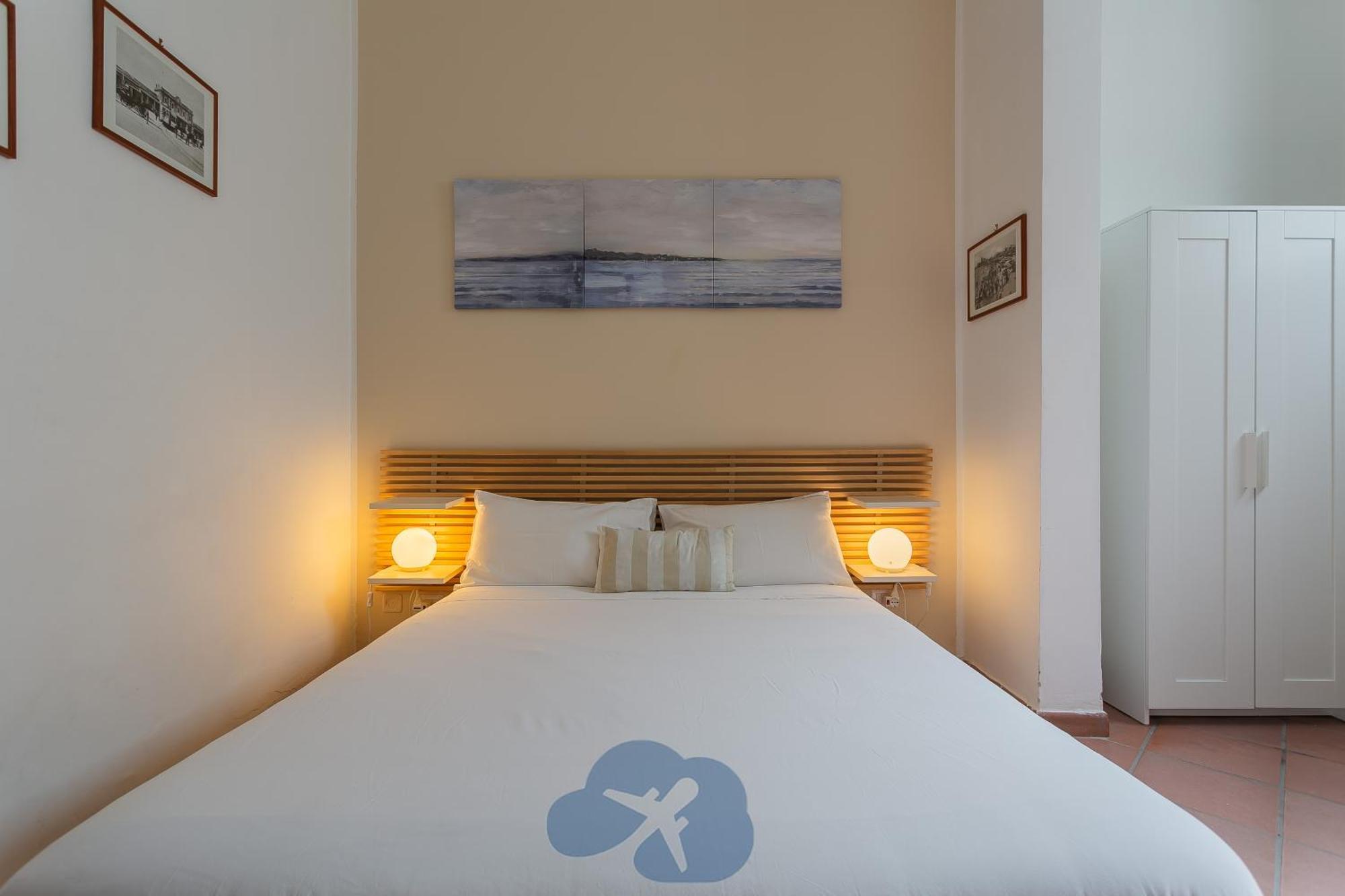 Airport House Appartement Bari Buitenkant foto