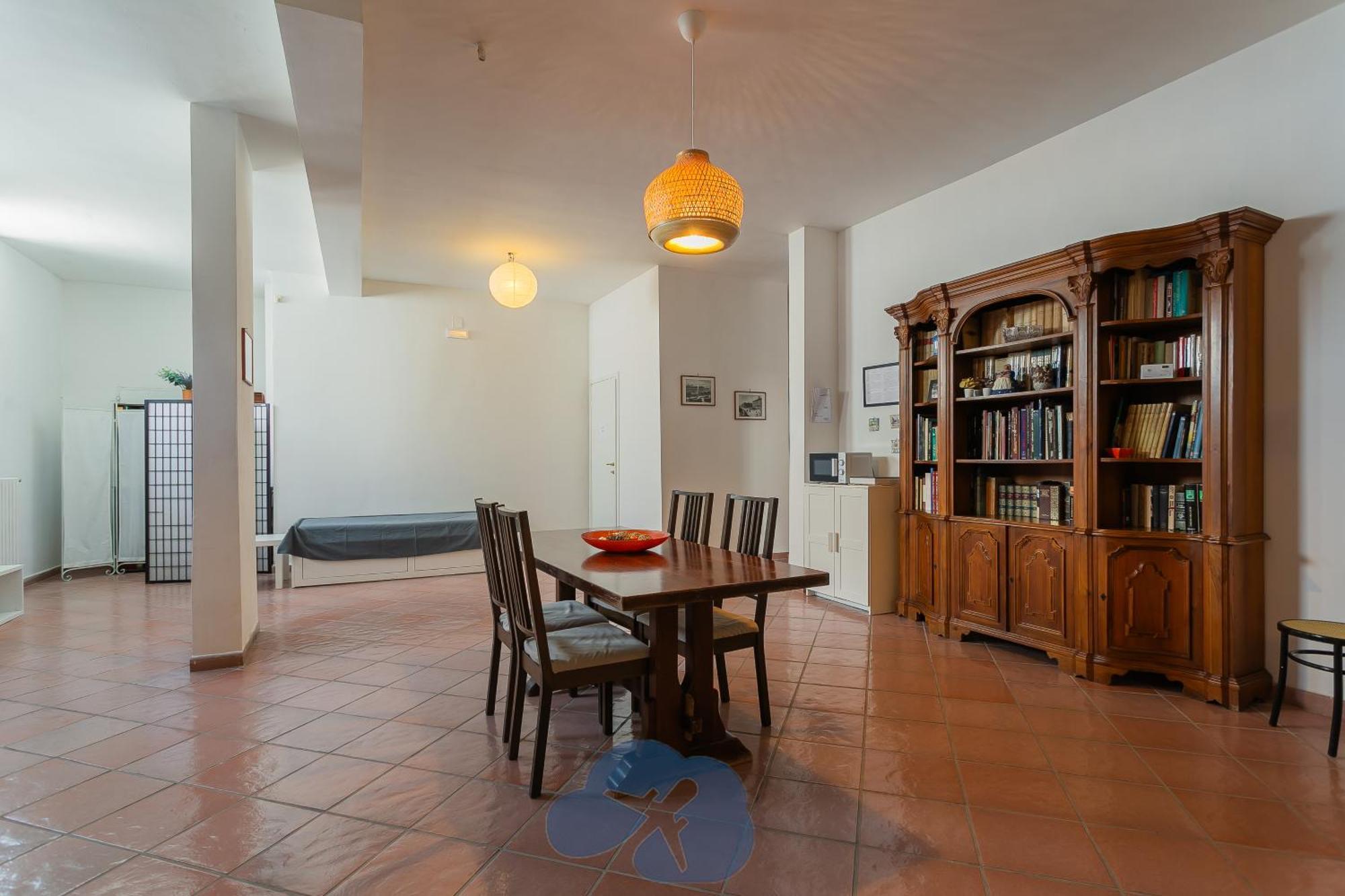 Airport House Appartement Bari Buitenkant foto